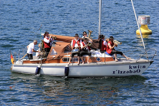 总是能吸引 总是能吸引